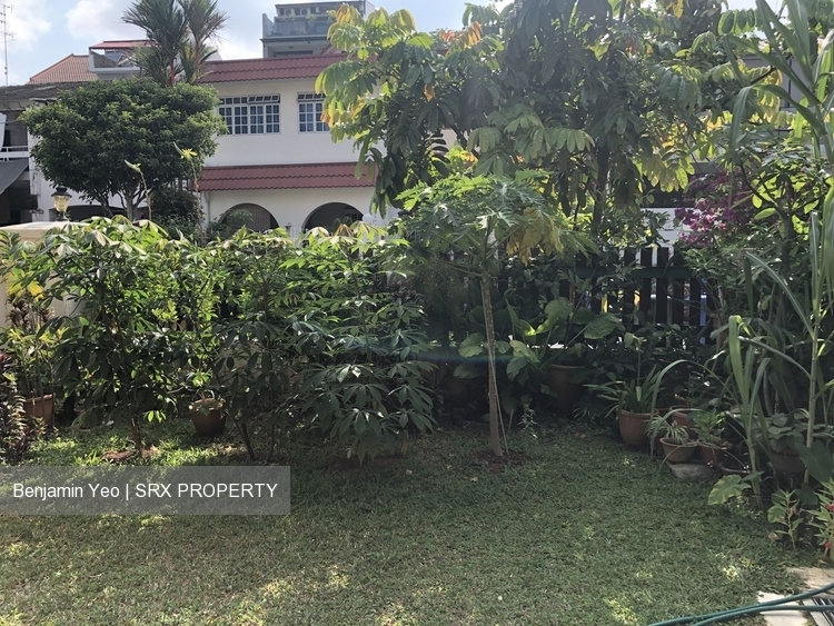 Peakview Estate (D16), Semi-Detached #200359292